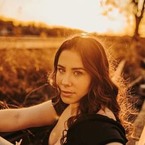 Meet your Posher, Renee